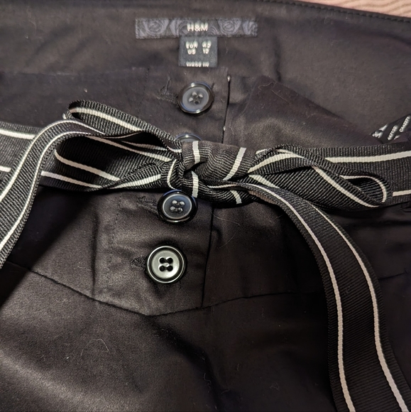 H&M Vintage styling Black pleated A-line Skirt - Picture 4 of 5